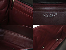 Load image into Gallery viewer, CHANEL シャネル シングルフラップ チェーンショルダーバッグ デカマトラッセ 33cm 13番台 ラムキン ブラック 美品 中古 4c071987