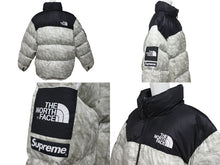 Load image into Gallery viewer, Supreme × THE NORTH FACE シュプリーム × ノースフェイス ヌプシ ダウンジャケット ND91806I サイズXL 19AW 美品 中古 4c072423