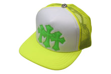 画像をギャラリービューアに読み込む, 新品未使用 CHROME HEARTS クロムハーツ トラッカーキャップ CHクロスパッチ ONE SIZE メッシュ イエロー シルバー925 中古 4c072443