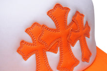 画像をギャラリービューアに読み込む, 新品未使用 CHROME HEARTS クロムハーツ トラッカーキャップ CHクロスパッチ ONE SIZE メッシュ オレンジ シルバー925 中古 4c072444