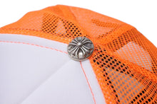 画像をギャラリービューアに読み込む, 新品未使用 CHROME HEARTS クロムハーツ トラッカーキャップ CHクロスパッチ ONE SIZE メッシュ オレンジ シルバー925 中古 4c072444