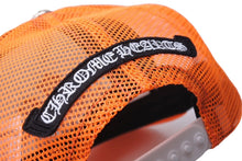 画像をギャラリービューアに読み込む, 新品未使用 CHROME HEARTS クロムハーツ トラッカーキャップ CHクロスパッチ ONE SIZE メッシュ オレンジ シルバー925 中古 4c072444