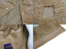 Load image into Gallery viewer, 新品未使用 LOUIS VUITTON ルイヴィトン シアリングトラッカージャケット 1AGJG5 サイズ50 シープスキン ウール 中古 4c072459