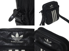 Load image into Gallery viewer, BALENCIAGA バレンシアガ Adidas アディダススモールクロスバック ショルダーバッグ 721850 レザー ブラック 美品 中古 4c072639