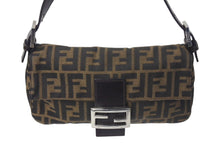 Load image into Gallery viewer, FENDI フェンディ マンマバケット ワンショルダーバッグ ズッカ柄 コットンキャンバス レザー シルバー金具 ブラウン 美品 中古 4c072641