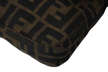 画像をギャラリービューアに読み込む, FENDI フェンディ マンマバケット ワンショルダーバッグ ズッカ柄 コットンキャンバス レザー シルバー金具 ブラウン 美品 中古 4c072641