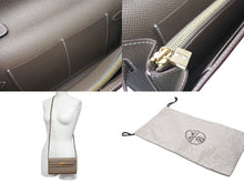 Load image into Gallery viewer, 極美品 エルメス HERMES 二つ折り財布 ケリーウォレット ケリー トゥーゴー エトゥープ ゴールド金具 B刻印 中古 4c072643