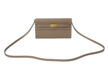Load image into Gallery viewer, 極美品 エルメス HERMES 二つ折り財布 ケリーウォレット ケリー トゥーゴー エトゥープ ゴールド金具 B刻印 中古 4c072643