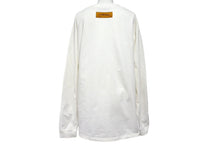 Load image into Gallery viewer, LOUIS VUITTON ルイヴィトン エンボス LVロングスリーブ 長袖Tシャツ RM212M DT3 HLY23W コットン ホワイト サイズXL 美品 中古 4c072649