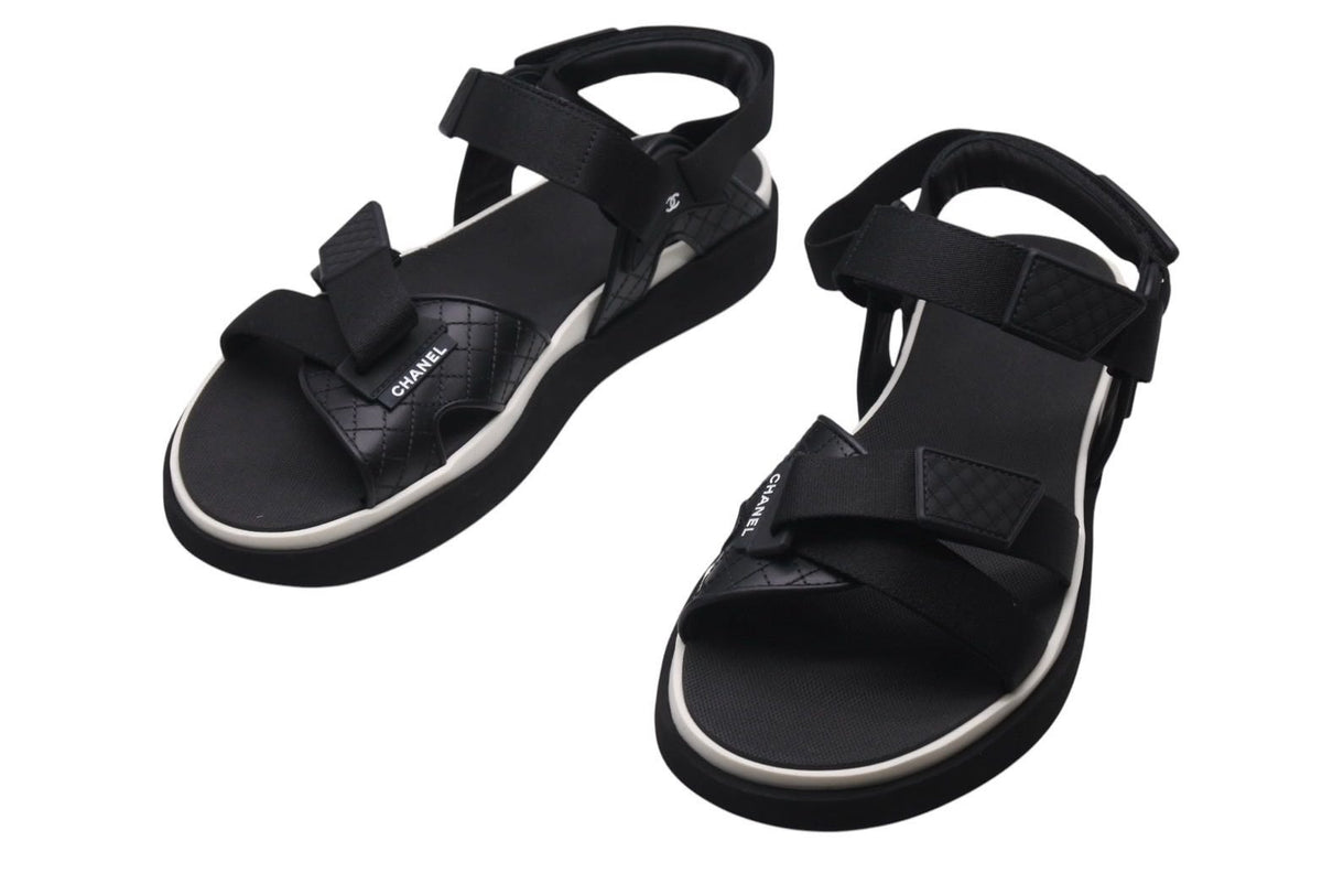 極美品 CHANEL シャネル ココマーク サンダル 23年 ブラック ホワイト