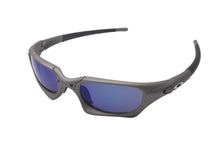 Load image into Gallery viewer, OAKLEY オークリー MAG SWITCH マグスイッチ サングラス 03-822 チタニウムフレーム グレー 美品 中古 4c072688