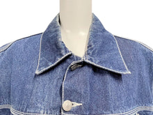 Load image into Gallery viewer, SEAN JOHN ショーンジョン デニムベスト サイズXL インディゴブルー ホワイト ロゴ刺繍 コットン 美品 中古 4c072689