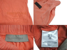 Load image into Gallery viewer, ESSENTIALS エッセンシャルズ フィアオブゴッド キッズ セットアップ ノースリーブ ハーフパンツ サーモンピンク 4/5 美品 中古 4c072714