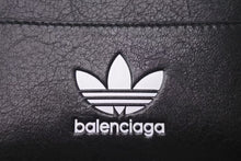 Load image into Gallery viewer, 新品未使用 BALENCIAGA × ADIDAS バレンシアガ アディダス カードケース 721895 ラムスキン ブラック 中古 4c072733
