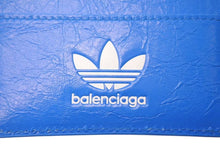 Load image into Gallery viewer, 新品未使用 BALENCIAGA × ADIDAS バレンシアガ アディダス カードケース 721895 ラムスキン ブルー 中古 4c072737