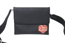 画像をギャラリービューアに読み込む, 極美品 LOUIS VUITTON x NIGO ルイヴィトン ニゴー 22SS ショルダーバッグ モノグラムドリップ トリオポーチ M81013 ブラック 中古 4c072769