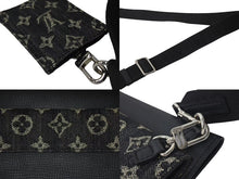 画像をギャラリービューアに読み込む, 極美品 LOUIS VUITTON x NIGO ルイヴィトン ニゴー 22SS ショルダーバッグ モノグラムドリップ トリオポーチ M81013 ブラック 中古 4c072769
