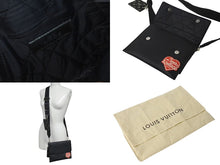 画像をギャラリービューアに読み込む, 極美品 LOUIS VUITTON x NIGO ルイヴィトン ニゴー 22SS ショルダーバッグ モノグラムドリップ トリオポーチ M81013 ブラック 中古 4c072769