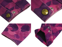 Load image into Gallery viewer, A BATHING APE × CARHARTT アベイシングエイプ カーハート デトロイトジャケット パープル サイズM 美品 中古 4c072809