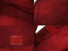 Load image into Gallery viewer, LOUIS VUITTON ルイヴィトン ヴォルテール ショルダーバッグ M52437 エピレザー レッド ゴールド金具 美品 中古 4c072822