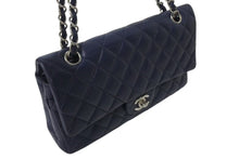 Load image into Gallery viewer, CHANEL シャネル マトラッセ25 チェーンショルダーバッグ Wフラップ Wチェーン 15番台 キャビアスキン ブルー シルバー 美品 中古 4c072839