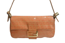 画像をギャラリービューアに読み込む, 極美品 FENDI フェンディ マンマバケット ワンショルダーバッグ ズッカ柄 総柄 エナメル レザー オレンジ ゴールド金具 中古 4c072851