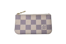 Load image into Gallery viewer, LOUIS VUITTON ルイヴィトン ポシェット クレ コインケース N62659 ダミエ アズール ホワイト 小銭入れ 美品 中古 4c072874