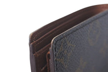 Load image into Gallery viewer, LOUIS VUITTON ルイヴィトン ポルトフォイユ マルコ 二つ折り財布 M61675 モノグラム ブラウン 美品 中古 4c072876
