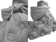 Load image into Gallery viewer, 極美品 LOUIS VUITTON ルイヴィトン ヴァージル ダウンジャケット ボーイフッド パファーHHK72EUY5 サイズ46 カシミヤ グレー 中古 4c072886