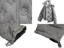 Load image into Gallery viewer, 極美品 LOUIS VUITTON ルイヴィトン ヴァージル ダウンジャケット ボーイフッド パファーHHK72EUY5 サイズ46 カシミヤ グレー 中古 4c072886