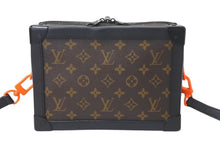 画像をギャラリービューアに読み込む, LOUIS VUITTON ルイヴィトン 19SS ヴァージルアブロー ショルダーバッグ モノグラムソーラーレイ ソフトトランク M44427 美品 中古 4c072984