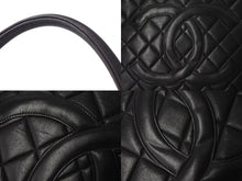 Load image into Gallery viewer, CHANEL シャネル 復刻トート トートバッグ ハンドバッグ 6番台 ココマーク ラムスキン ブラック ゴールド金具 良品 中古 4c073007