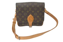 Load image into Gallery viewer, LOUIS VUITTON ルイ ヴィトン カルトシエールMM ショルダーバッグ M51253 モノグラムキャンバス ブラウン 美品 中古 4c073012