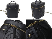 Load image into Gallery viewer, CHANEL シャネル 縦型 バニティ チェーンショルダーバッグ ココマーク ラムスキン ブラック ゴールド金具 美品 中古 4c073081