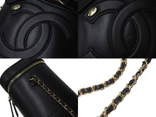 Load image into Gallery viewer, CHANEL シャネル 縦型 バニティ チェーンショルダーバッグ ココマーク ラムスキン ブラック ゴールド金具 美品 中古 4c073081