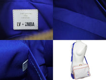 画像をギャラリービューアに読み込む, 新品未使用 LOUISVUITTON ルイヴィトン LVxNBA ナイル メッセンジャーPM 2021CR ショルダーバッグ M45583 ホワイト ブルー レッド 中古 4c073086