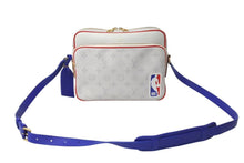 画像をギャラリービューアに読み込む, 新品未使用 LOUISVUITTON ルイヴィトン LVxNBA ナイル メッセンジャーPM 2021CR ショルダーバッグ M45583 ホワイト ブルー レッド 中古 4c073086