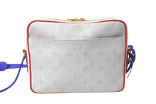 画像をギャラリービューアに読み込む, 新品未使用 LOUISVUITTON ルイヴィトン LVxNBA ナイル メッセンジャーPM 2021CR ショルダーバッグ M45583 ホワイト ブルー レッド 中古 4c073086