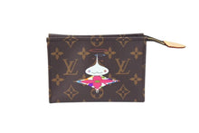Load image into Gallery viewer, 新品未使用 LOUIS VUITTON ルイヴィトン LV × TM トリオ ポッシュ トワレ ポーチ M13762 モノグラム オニオンヘッド 新作 村上隆 中古 4c073202