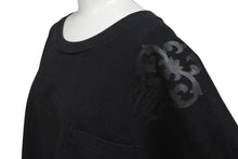 画像をギャラリービューアに読み込む, CHROME HEARTS クロムハーツ 半袖Ｔシャツ サイズXXL バックセメタリークロス ダガー プリント ブラック コットン 良品 中古 4c073303