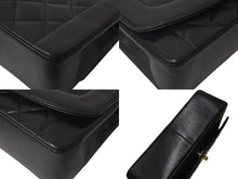 Load image into Gallery viewer, CHANEL シャネル マトラッセ25 ダイアナ ショルダーバッグ A01165 レザー ラムスキン 3番台 ゴールド金具 ブラック 美品 中古 4c073328