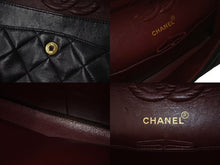 Load image into Gallery viewer, 極美品 CHANEL シャネル マトラッセ23 Wフラップ チェーン ショルダーバッグ ラムスキン2番台 ブラック ゴールド金具 中古 4c073340