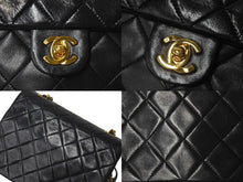 Load image into Gallery viewer, 極美品 CHANEL シャネル 縦長 15cm ミニマトラッセ20 チェーンショルダーバッグ 1番台 ラムスキン ブラック ゴールド 中古 4c073341