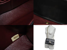 Load image into Gallery viewer, 極美品 CHANEL シャネル マトラッセ23 Wフラップ チェーン ショルダーバッグ ラムスキン1番台 ブラック ゴールド金具 中古 4c073342