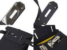 Load image into Gallery viewer, 極美品 エルメス HERMES アッカドPM B刻印 ワンショルダーバッグ キャバン×ジョーヌナプル トゴ 新型 シルバー金具 中古 4c073347