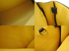 Load image into Gallery viewer, 極美品 エルメス HERMES アッカドPM B刻印 ワンショルダーバッグ キャバン×ジョーヌナプル トゴ 新型 シルバー金具 中古 4c073347