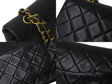 Load image into Gallery viewer, CHANEL シャネル マトラッセ25 Wフラップ Wチェーンショルダーバッグ 2番台 ラムスキン ブラック ゴールド 美品 中古 4c073381