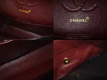 Load image into Gallery viewer, CHANEL シャネル マトラッセ25 Wフラップ Wチェーンショルダーバッグ 2番台 ラムスキン ブラック ゴールド 美品 中古 4c073381