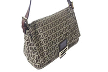 画像をギャラリービューアに読み込む, FENDI フェンディ ズッキーノ マンマバケット キャンバス レザー ワンショルダーバッグ ベージュ ブラウン ゴールド金具 8BR001 美品 中古 4c073382