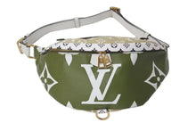 画像をギャラリービューアに読み込む, 極美品 LOUIS VUITTON ルイヴィトン バムバッグ ウエストバッグ ボディバッグ M44611 ジャイアント モノグラム カーキ 中古 4c073385